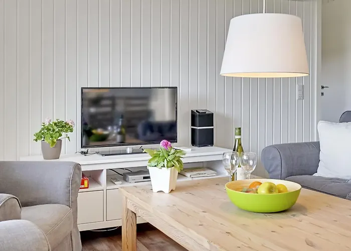 Brunon - 1-5km From The Sea By Interhome